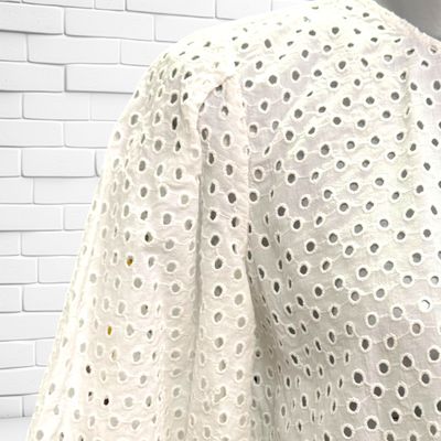**HOY** Blusa caladita ZARA color Blanco Talla S
