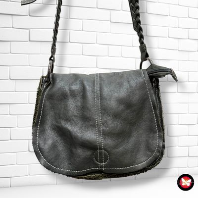 **HOY** Bolso bandolera con peluche MARTINA K. color Verde Talla MEDIANO
