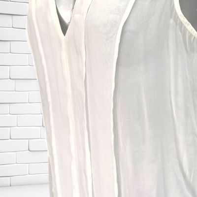 **HOY** Blusa traslúcida sin mangas MANGO color Blanco Talla XS