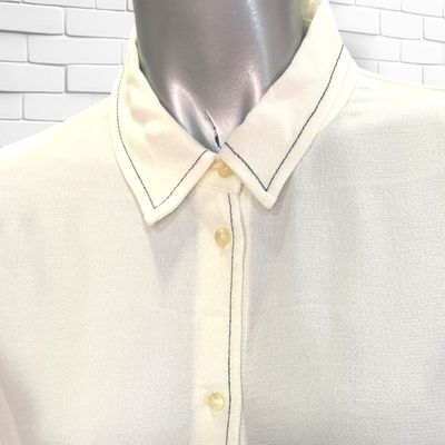 **HOY** Camisa de manga larga con pespunte MANGO color Hueso Talla S