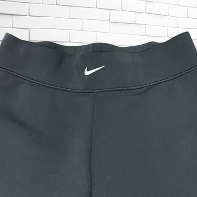 **HOY** Pantalón de chándal NIKE color Negro Talla M