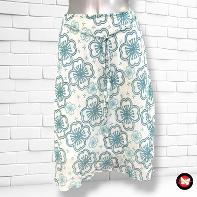 **HOY** Falda de gasa BLUE MOTION color Blanco y celeste Talla L