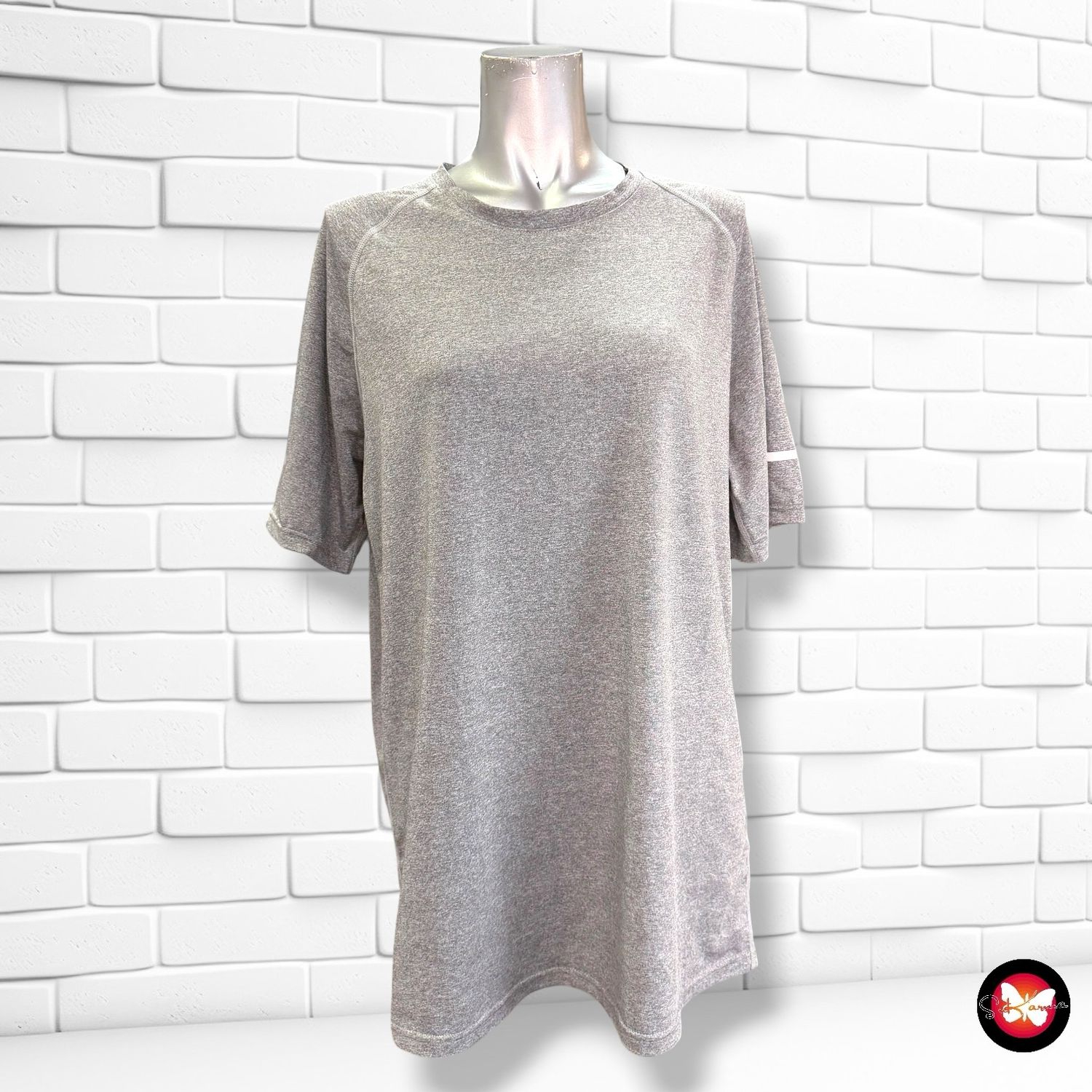 Camiseta deportiva color Gris Talla XL