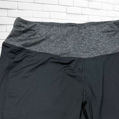**HOY** Mallas deportivas piratas CRANE color Negro y gris Talla 44/46