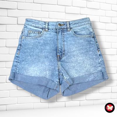 **HOY** Short H&M color Azul vaquero Talla 36