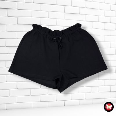 **HOY** Short sueltito PULL&BEAR color Negro Talla L (pequeña)