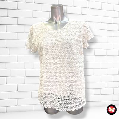 Blusa de manga corta con frente de encaje  color Blanco Talla ÚNICA