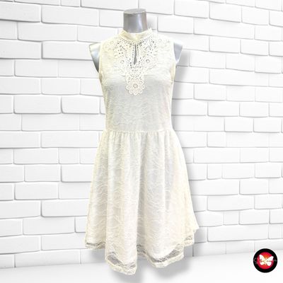 Vestido de encaje  color Hueso Talla S