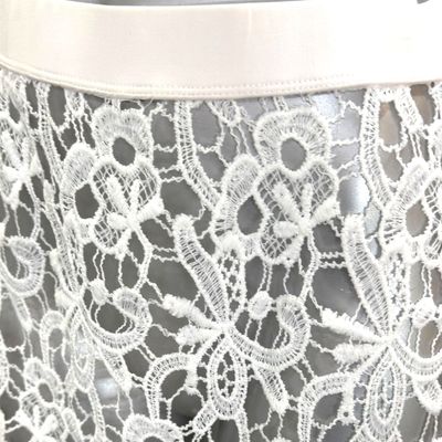 Falda de encaje (traslúcida)  color Blanco Talla S