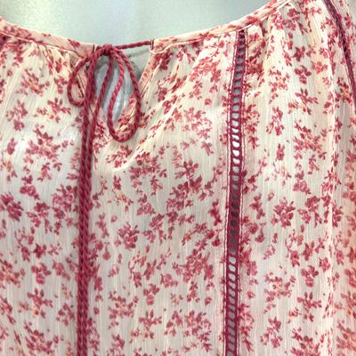**HOY** Blusa traslúcida de manga larga JANINA color Beige y fresa Talla 40 (grande)