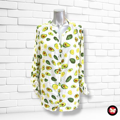 **HOY** Camisa “AGUACATES" CECIL color Blanco y verde Talla L