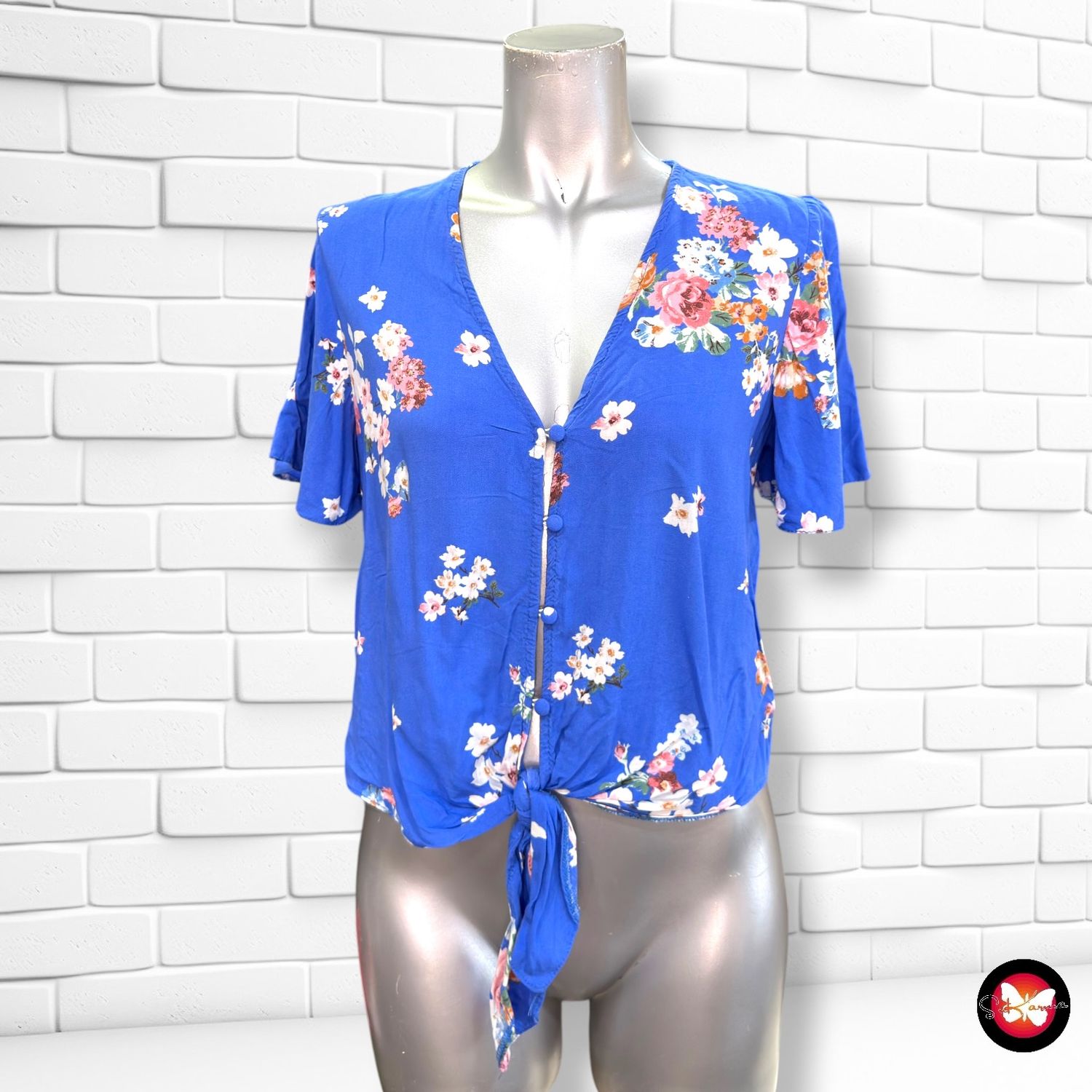 Camisa con lazo PRIMARK color Azul y varios Talla 32