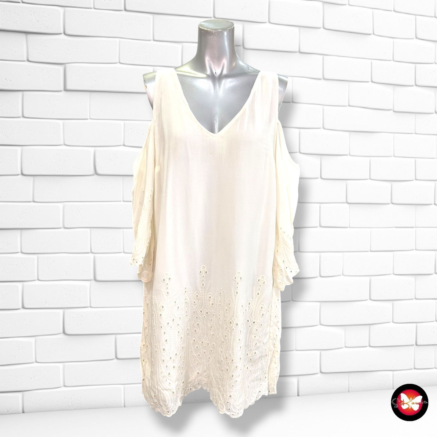 Vestido con hombros descubiertos BERSHKA color Blanco Talla M