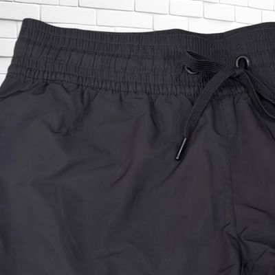**HOY** Short deportivo H&M color Negro Talla 38