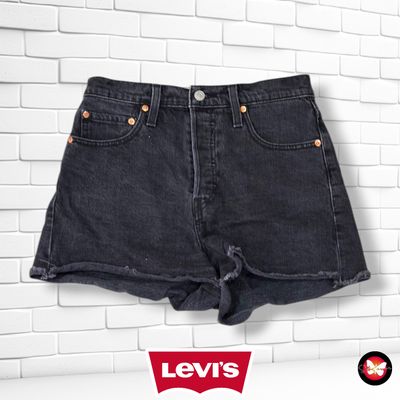 **HOY** Short RIBCAGE (botones) LEVI’S color Negro vaquero Talla M (W28)