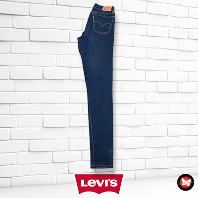 **HOY** Pantalón 710 SUPER SKINNY LEVI’S color Azul vaquero oscuro Talla M/L (W29)