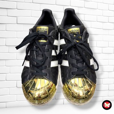 **HOY** Zapatillas SUPERSTAR METAL TOE ADIDAS color Negro y dorado Talla Calzado 39,5