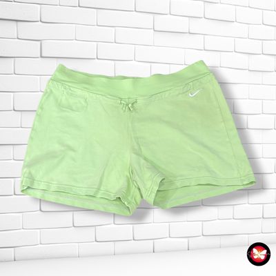 **HOY** Short de chándal NIKE color Verde manzana Talla M