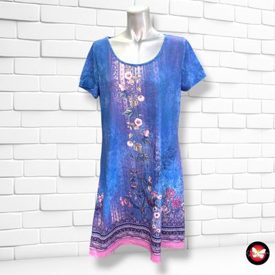 **HOY** Vestido de manga corta color Azul y rosa Talla M