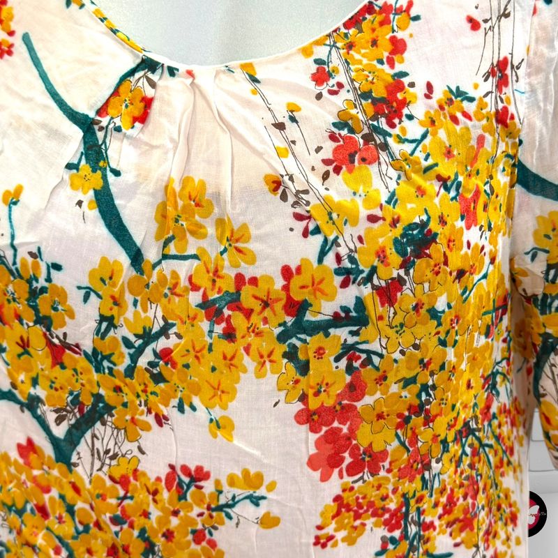 **HOY** Blusa de florecitas MASSIMO DUTTI color Varios Talla M (pequeña)
