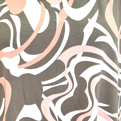 **HOY** Camiseta de manga corta estampada  color Gris, blanco y rosa Talla XL