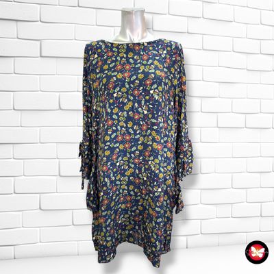 **HOY** Vestido de florecitas color Azul y varios Talla L
