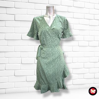 **HOY** Vestido escote cruzado ONLY color Verde Talla 38