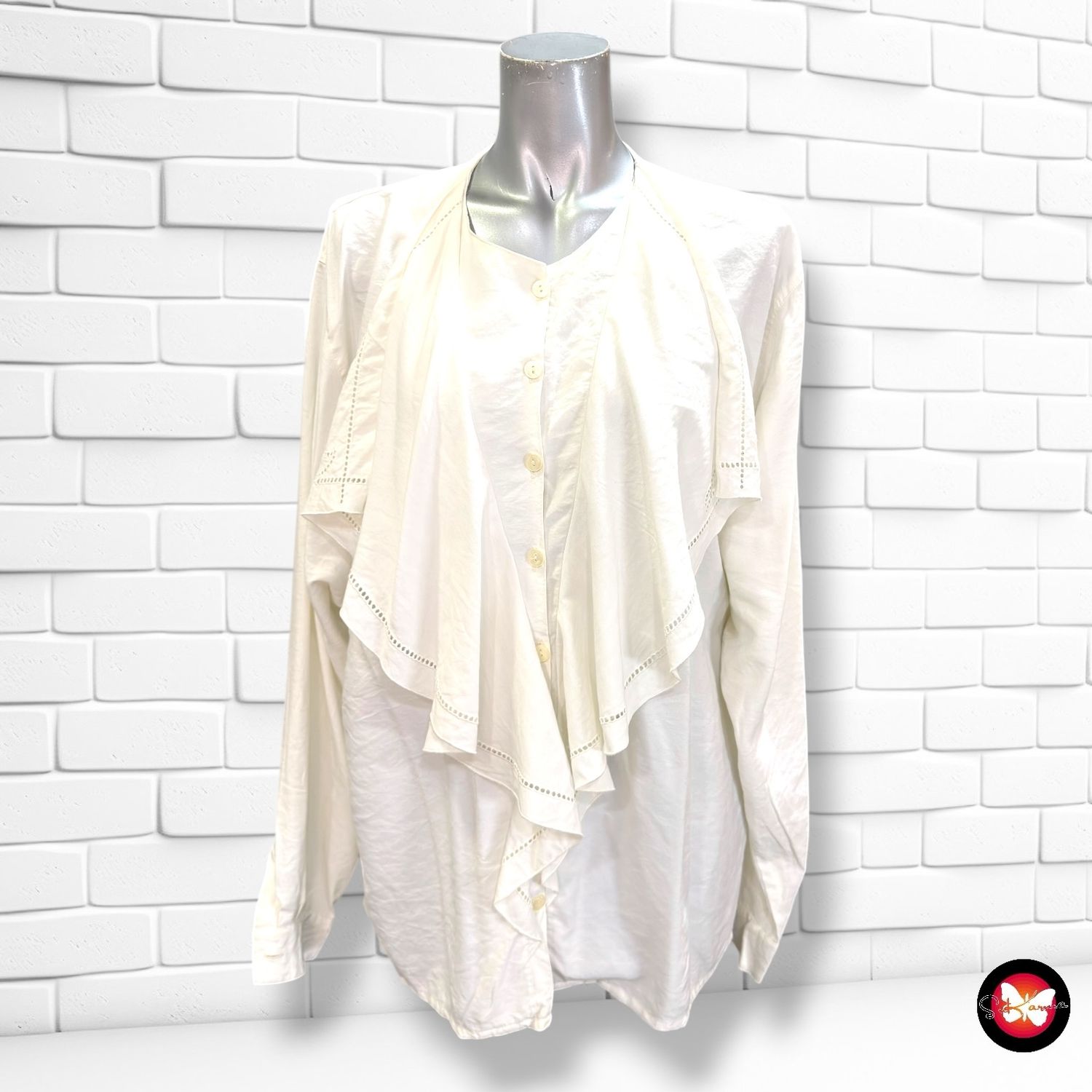 Camisa de manga larga con volantes LOUIS LONDON color Blanco roto Talla 40 (grande)