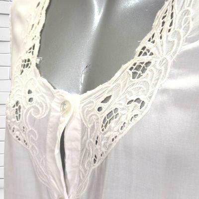 **HOY** Vestido playero sin mangas con botones color Blanco Talla 40/42