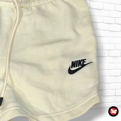 **HOY** Short de chándal NIKE color Amarillo Talla XS