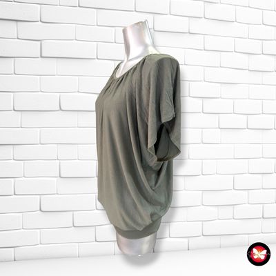 **HOY** Blusa de manga corta  color Cemento Talla ÚNICA