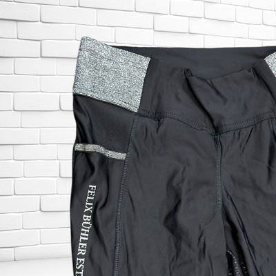 **HOY** Mallas deportivas engomadas  color Negro y plateado Talla 40/42