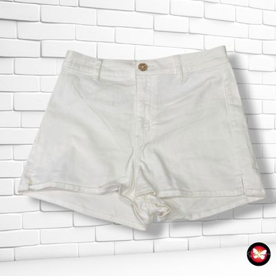 **HOY** Short DIVIDED color Blanco Talla 38 (pequeña)