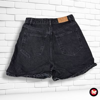 **HOY** Short ZARA color Negro vaquero Talla 34