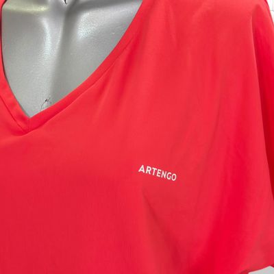 **HOY** Camiseta deportiva ARTENGO color Fresa Talla 46