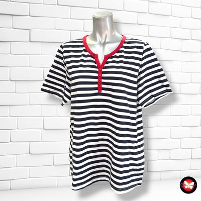 **HOY** Camiseta de manga corta de rayitas  color Azul marino, blanco y rojo Talla 44