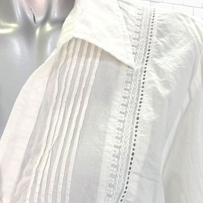 **HOY** Camisa de manga larga  color Blanco roto Talla 50 (pequeña)