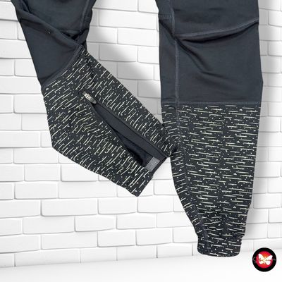 **HOY** Pantalón deportivo color Negro Talla L