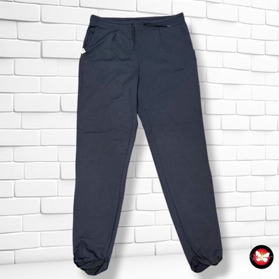 **HOY** Pantalón deportivo ONLY color Negro Talla M