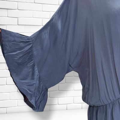 **HOY** Vestido con mangas de volantes VILA color Azul marino Talla M (grande)
