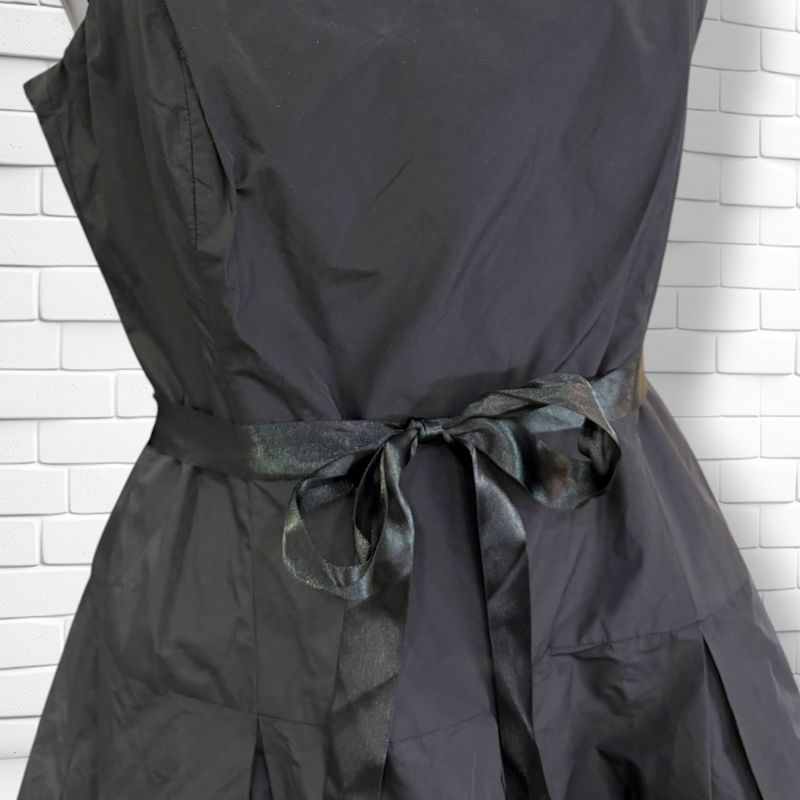 **HOY** Vestido de fiesta SWING color Negro Talla M