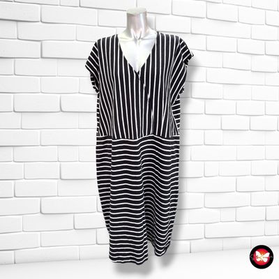 **HOY** Vestido LAURA TORELLI color Azul marino y blanco Talla XL