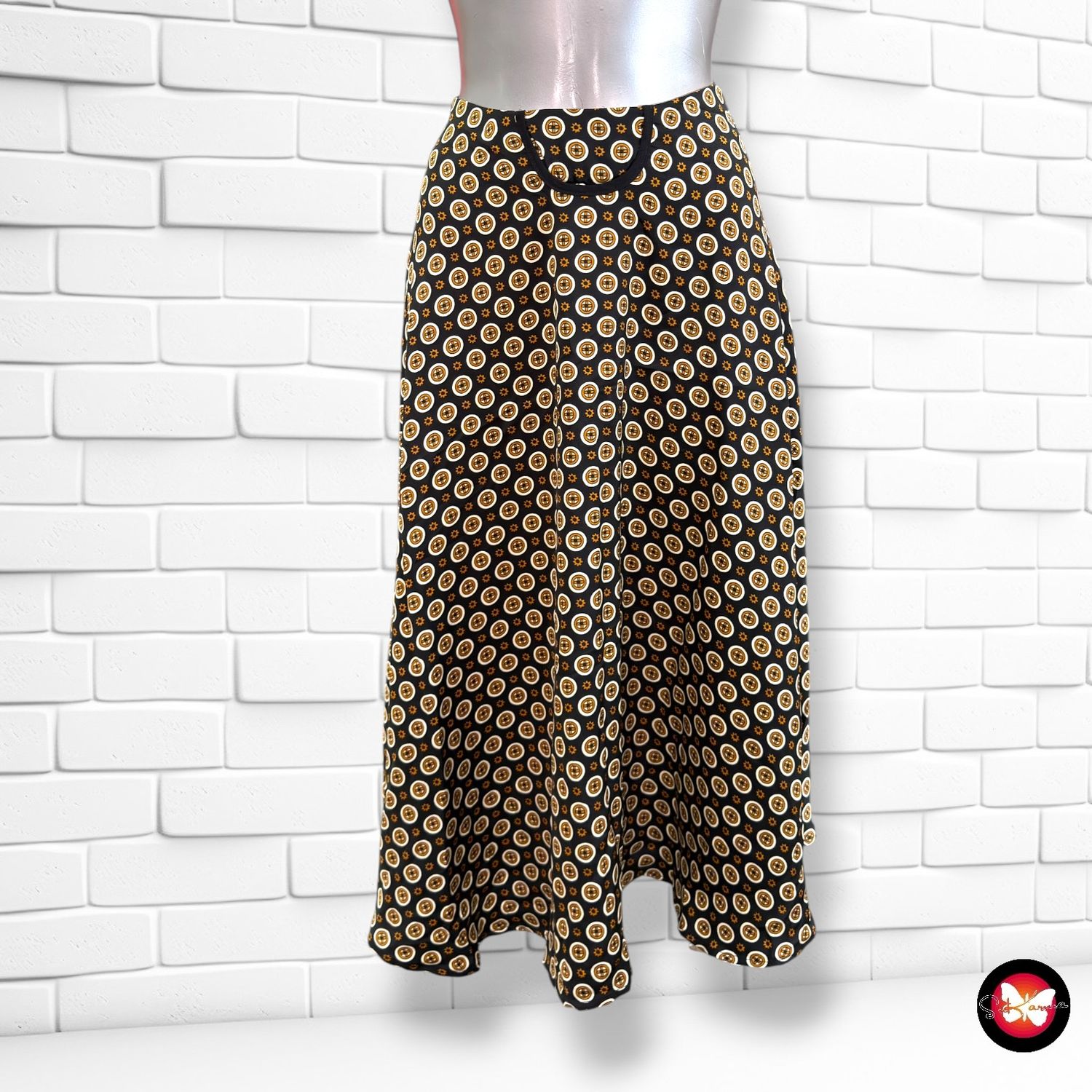 **HOY** Falda midi SHEIN color Negro, beige y marrón Talla XL