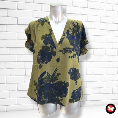 **HOY** Blusa de manga corta de flores H&M color Verde militar y azul marino Talla 34 (grande)
