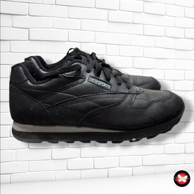**HOY** Zapatillas color Negro Talla Calzado 40