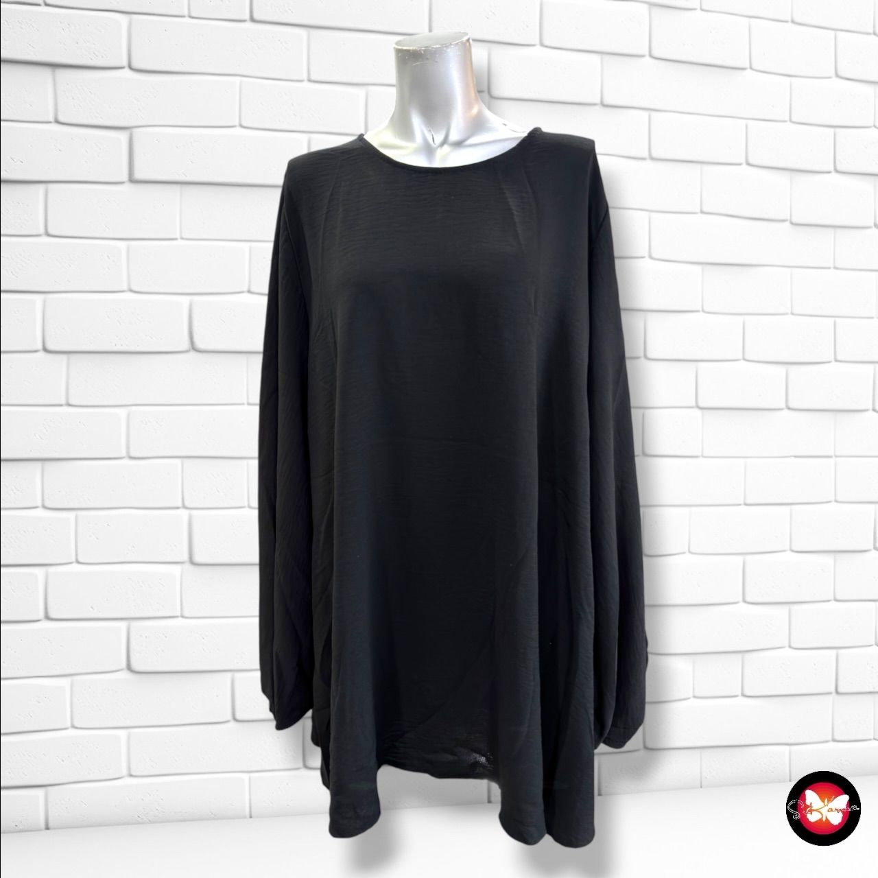 **HOY** Blusa de manga larga   color Negro Talla ÚNICA GRANDE