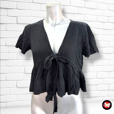 **HOY** Blusa cropped con nudo ASOS color Negro Talla 38