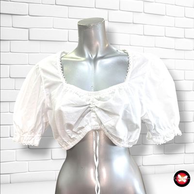 **HOY** Blusa cropped color Blanco Talla 40