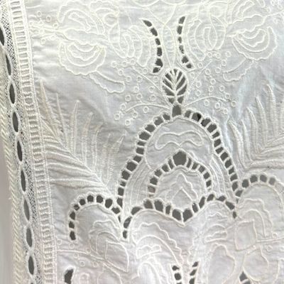 **HOY** Blusa con hombros descubiertos ZARA color Blanco Talla L (pequeña)