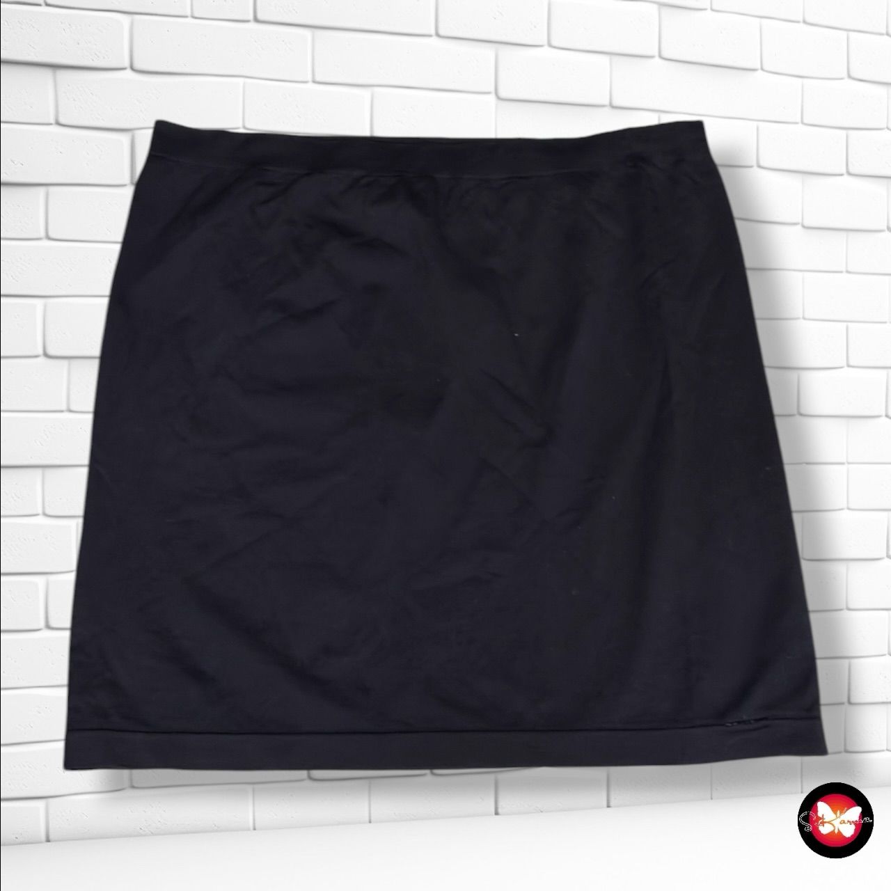 **HOY** Falda elástica  color Negro Talla L